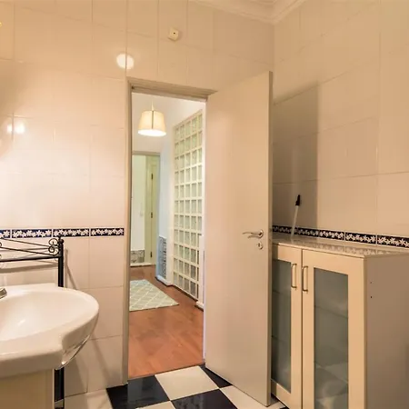 Charming Chiado 2bedr W/balcony And View Apartment Lisbon