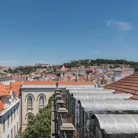 Charming Chiado 2bedr W/balcony And View * Lissabon