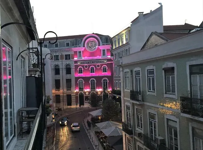 Apartment Charming Chiado 2bedr W/balcony And View Lisbon