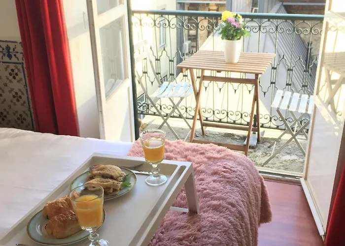 Charming Chiado 2bedr W/balcony And View *