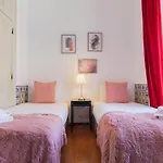 Charming Chiado 2bedr W/balcony And View アパート *